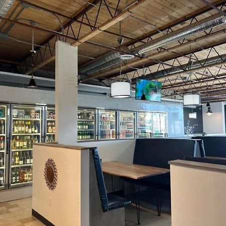 Parkside Inn Гранд Прери Екстериор снимка