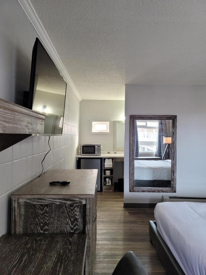 Parkside Inn Гранд Прери Екстериор снимка