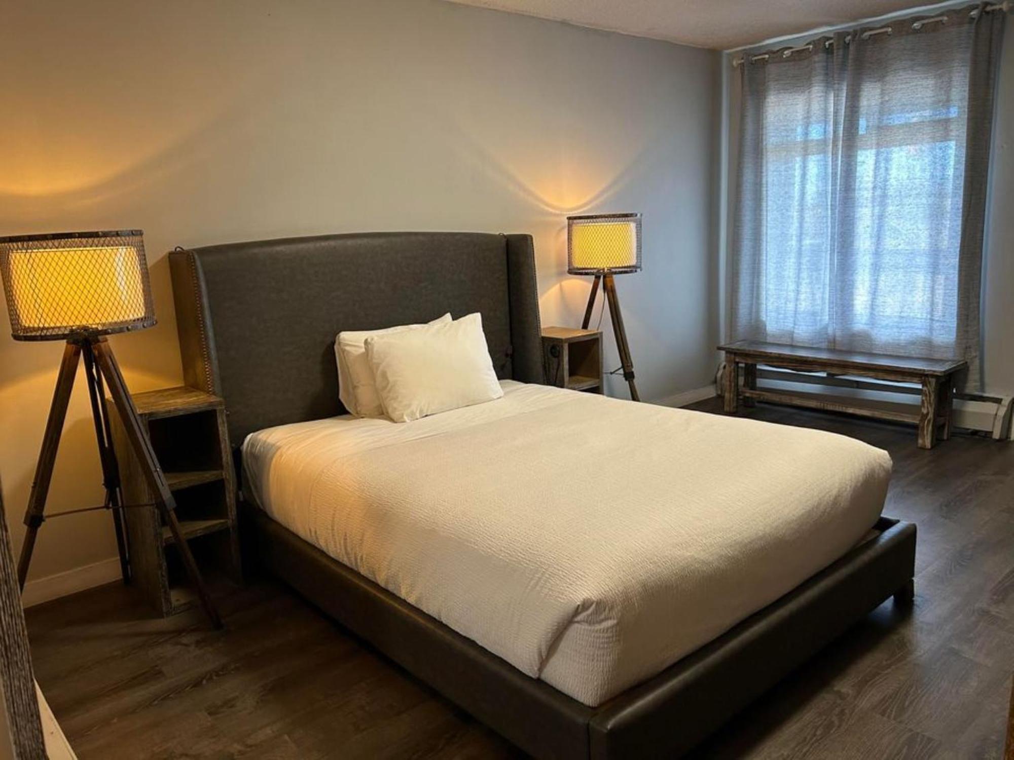 Parkside Inn Гранд Прери Екстериор снимка